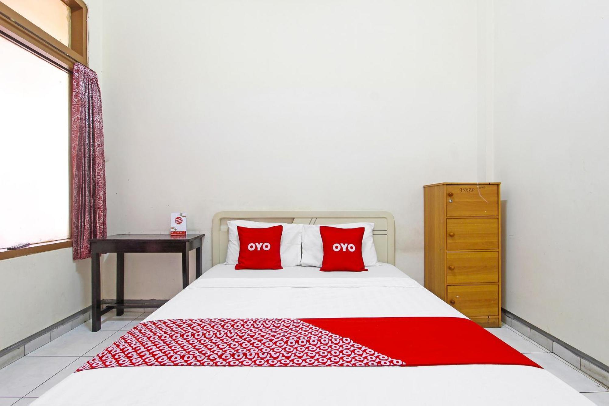 מגלאנג Oyo 91354 Hotel Mutiara מראה חיצוני תמונה