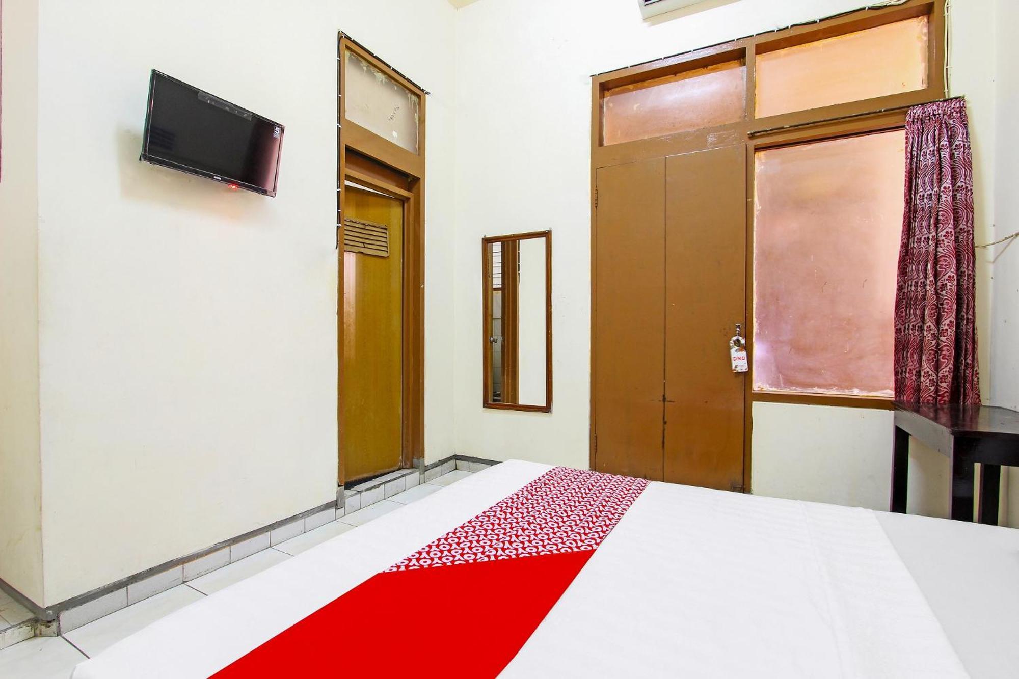 מגלאנג Oyo 91354 Hotel Mutiara מראה חיצוני תמונה